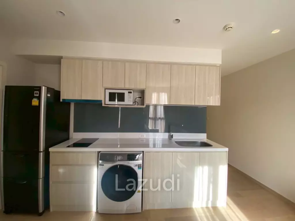 1 Bed 1 Bath 44 SQ.M Runesu Thonglor 5 Low rise condo with Bathtub