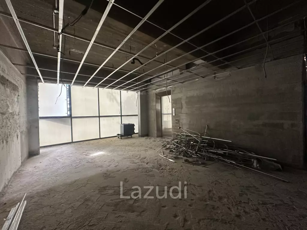 Spacious Retail Space in Prime Bangkok Location