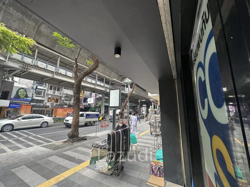 Spacious Retail Space in Prime Bangkok Location