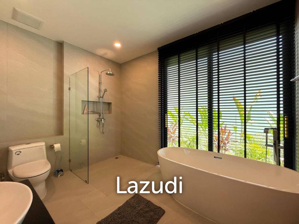 Brand-new 4-Bed Villa for Sale in Central Bophut Area, Leasehold