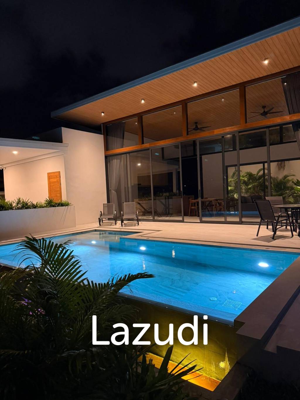 Brand-new 4-Bed Villa for Sale in Central Bophut Area, Leasehold