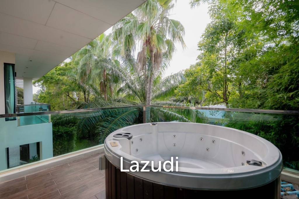 Modern Luxury Villa with Pool in Hua Hin