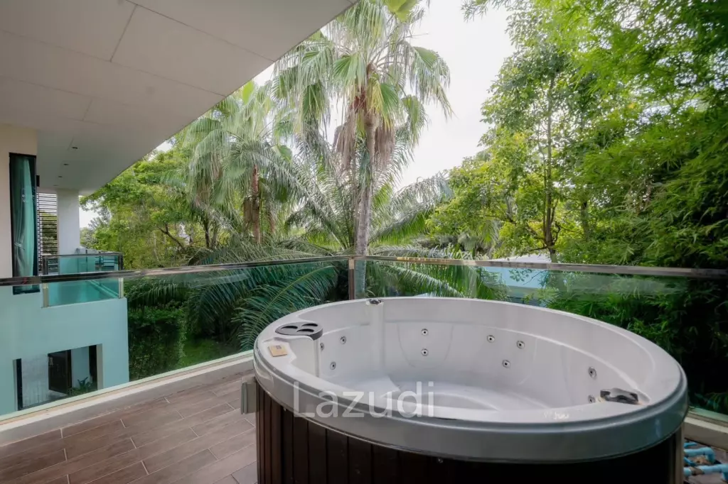 Modern Luxury Villa with Pool in Hua Hin