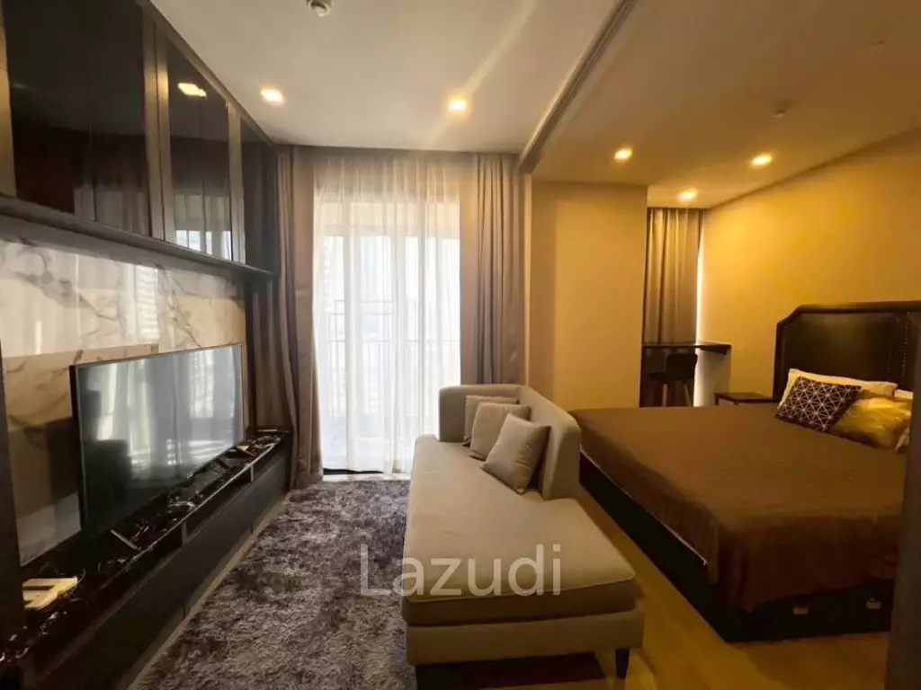 Stylish 1-Bedroom Condo in Ashton Asoke Bangkok