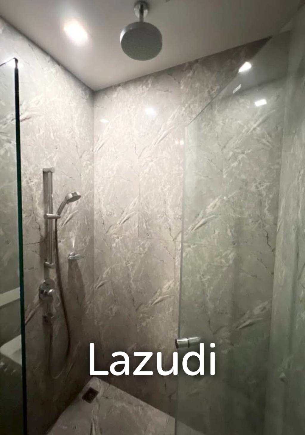 Stylish 1-Bedroom Condo in Ashton Asoke Bangkok