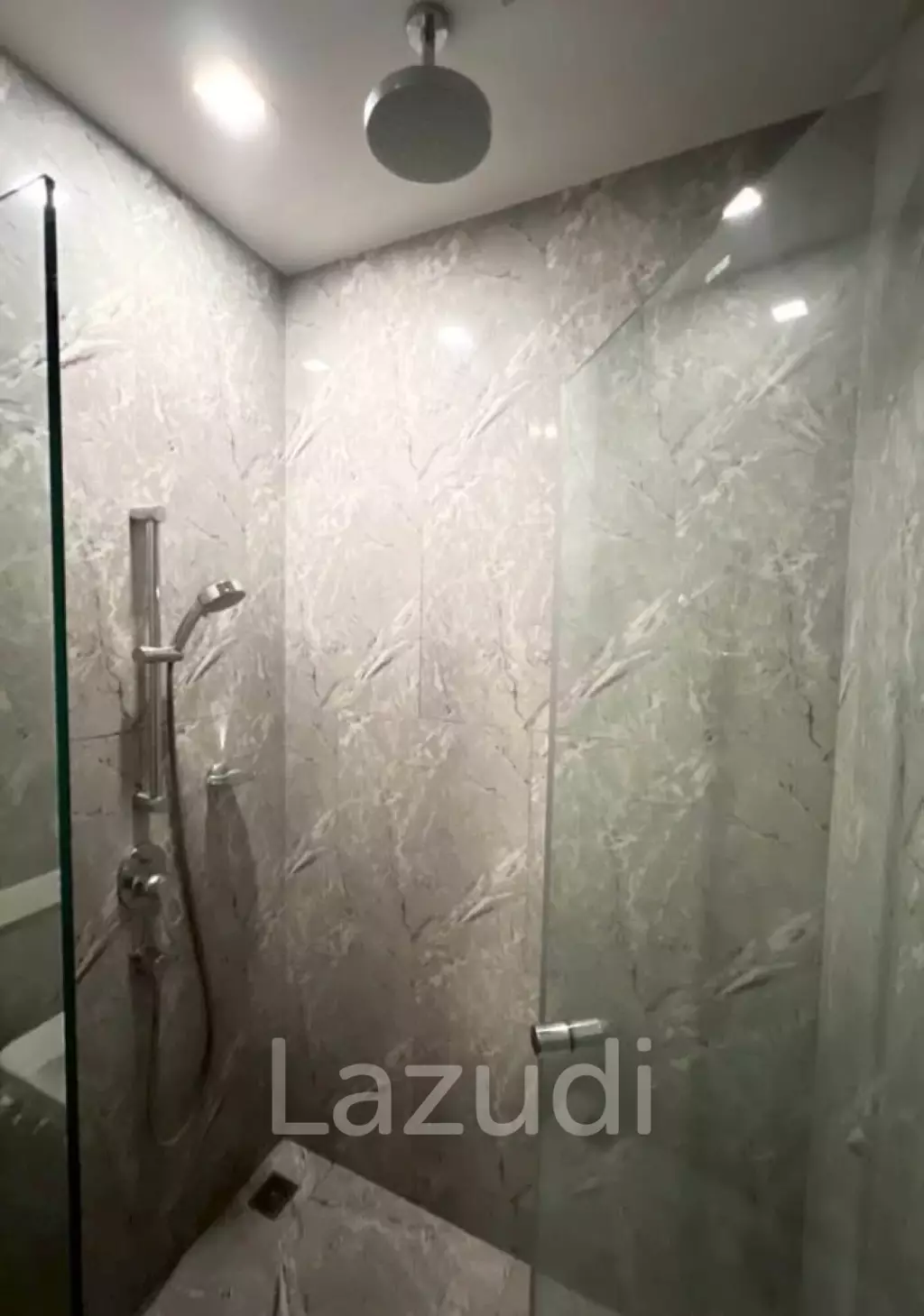 Stylish 1-Bedroom Condo in Ashton Asoke Bangkok