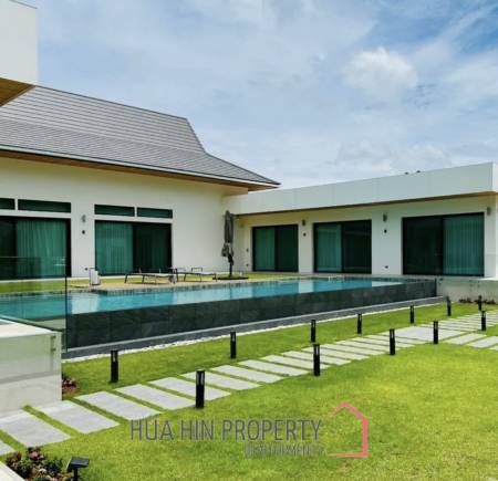 HILLSIDE HAMLET 8 : 3 bed luxury pool villa