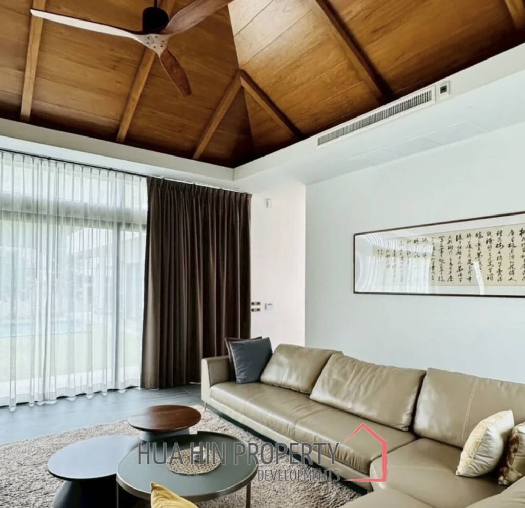 HILLSIDE HAMLET 8 : 3 bed luxury pool villa