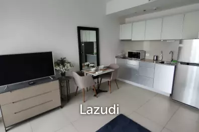 1 Bed 1 Bath 45 SQ.M The Lofts Ekkamai