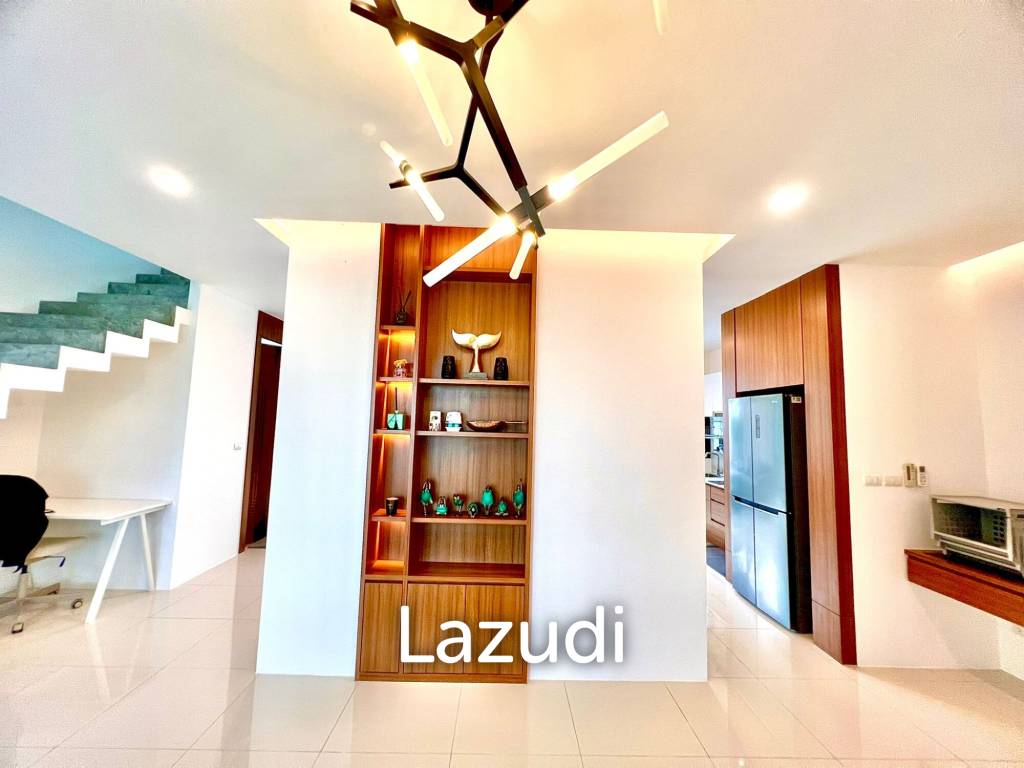Modern 2-Storey Pool Villa for Sale in Soi Pasak, Thalang