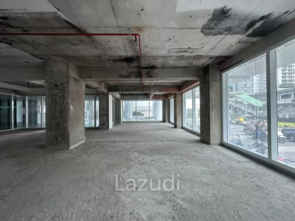 Spacious Retail Space in Sathorn Prime Bangkok
