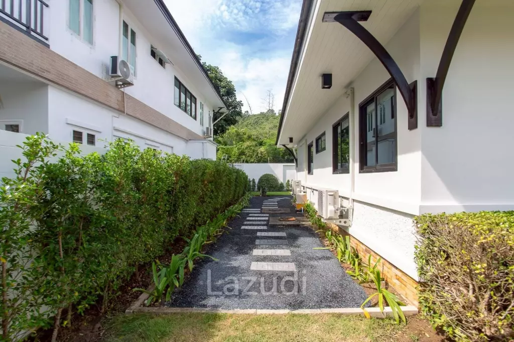 THE HEIGHT 1 : Beautifully 3 Bed Pool Villa