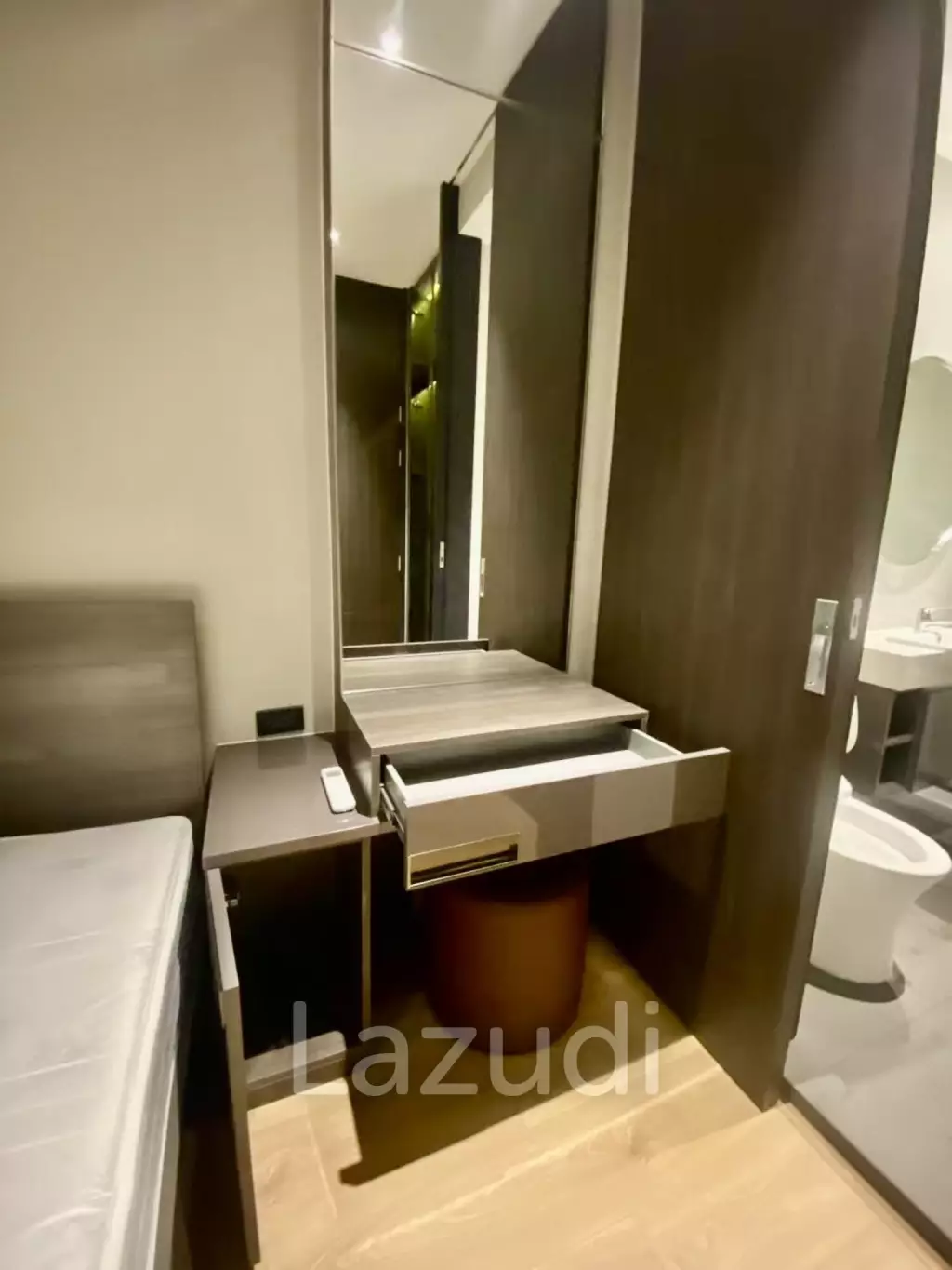 Luxury Condo in The FINE Bangkok Thonglor Ekamai