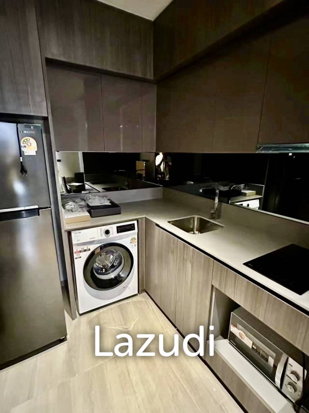 Luxury Condo in The FINE Bangkok Thonglor Ekamai