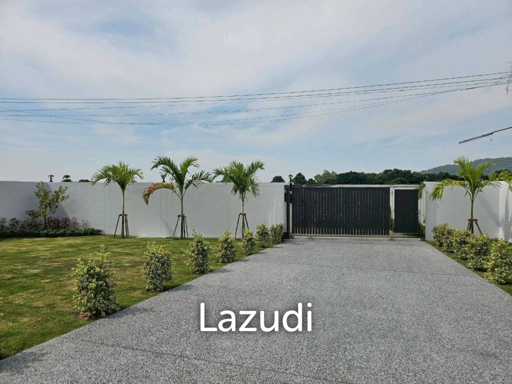 Luxury Modern 3 Bed Pool villa at Hin Lek Fai