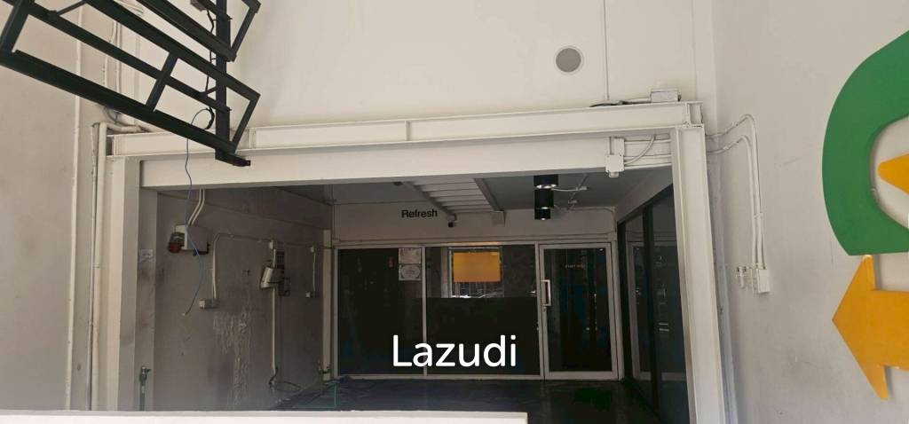 Prime Urban Retail Space in Khlong Toei Bangkok