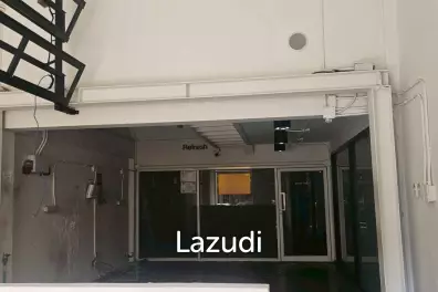 Prime Urban Retail Space in Khlong Toei Bangkok