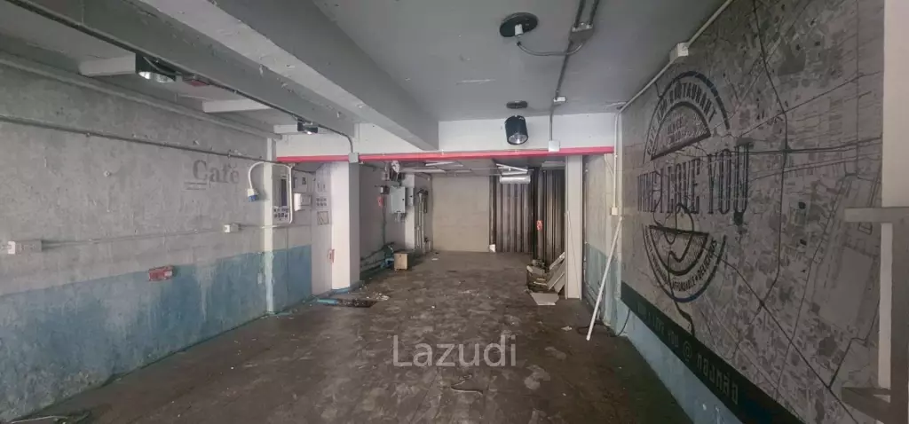 Prime Urban Retail Space in Khlong Toei Bangkok
