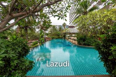 PALM PAVILION : Newly renovated condo near the beach