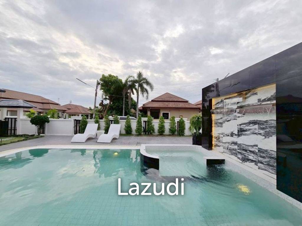 5 Bedrooms 4 Bathrooms 320 SQ.M. PMC 2 Village