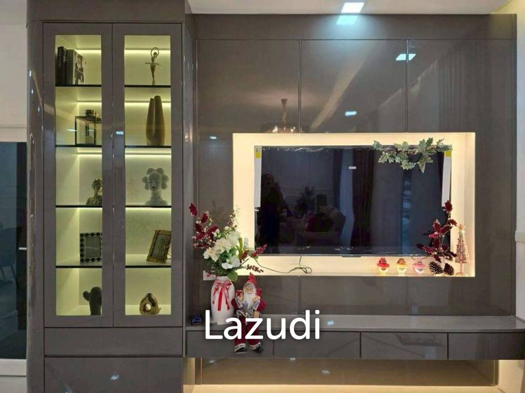 5 Bedrooms 4 Bathrooms 320 SQ.M. PMC 2 Village