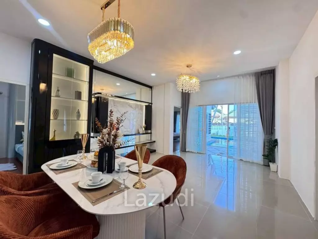 5 Beds 3 Baths 252 SQ.M. Thai Garden Hill Village