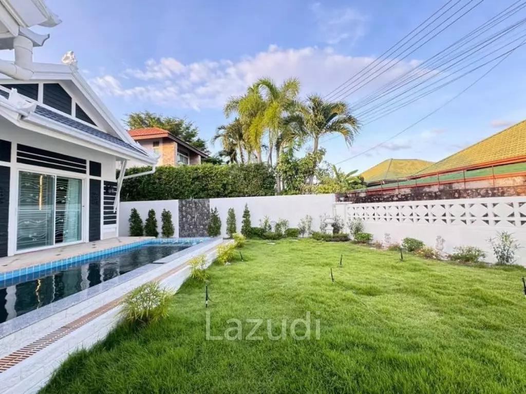5 Beds 3 Baths 252 SQ.M. Thai Garden Hill Village
