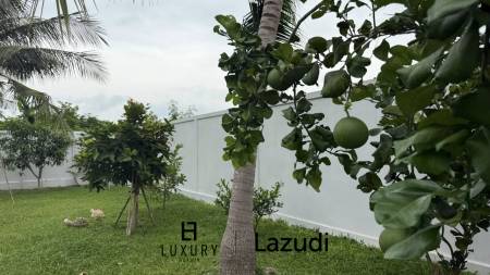 4 Bedroom Beautiful Pool Villa,  Salt water pool in Cha-Am