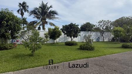 4 Bedroom Beautiful Pool Villa,  Salt water pool in Cha-Am