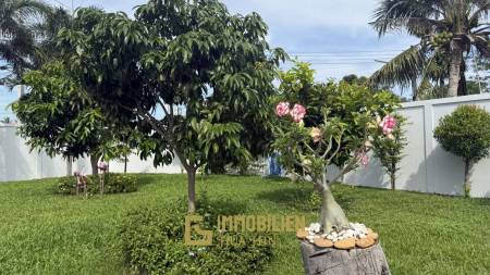 1,468 qm 4 Bett 3 Bad Villa Für Verkauf