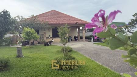 1,468 qm 4 Bett 3 Bad Villa Für Verkauf