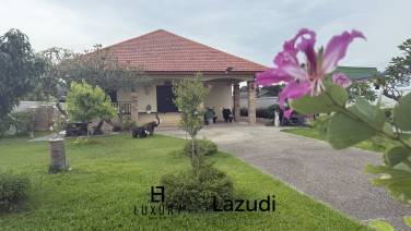 4 Bedroom Beautiful Pool Villa,  Salt water pool in Cha-Am