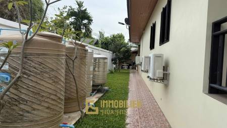 1,468 qm 4 Bett 3 Bad Villa Für Verkauf