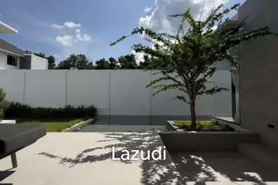 Luxurious Modern Villa in Choeng Thale Phuket