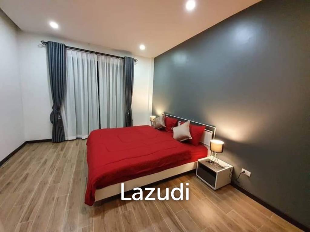 Luxury Modern Pool Villa for Sale  Central Hua Hin 3 Bedroom