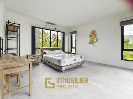 604 qm Grundstück / 4 Schlafzimmer / komplett möbliert