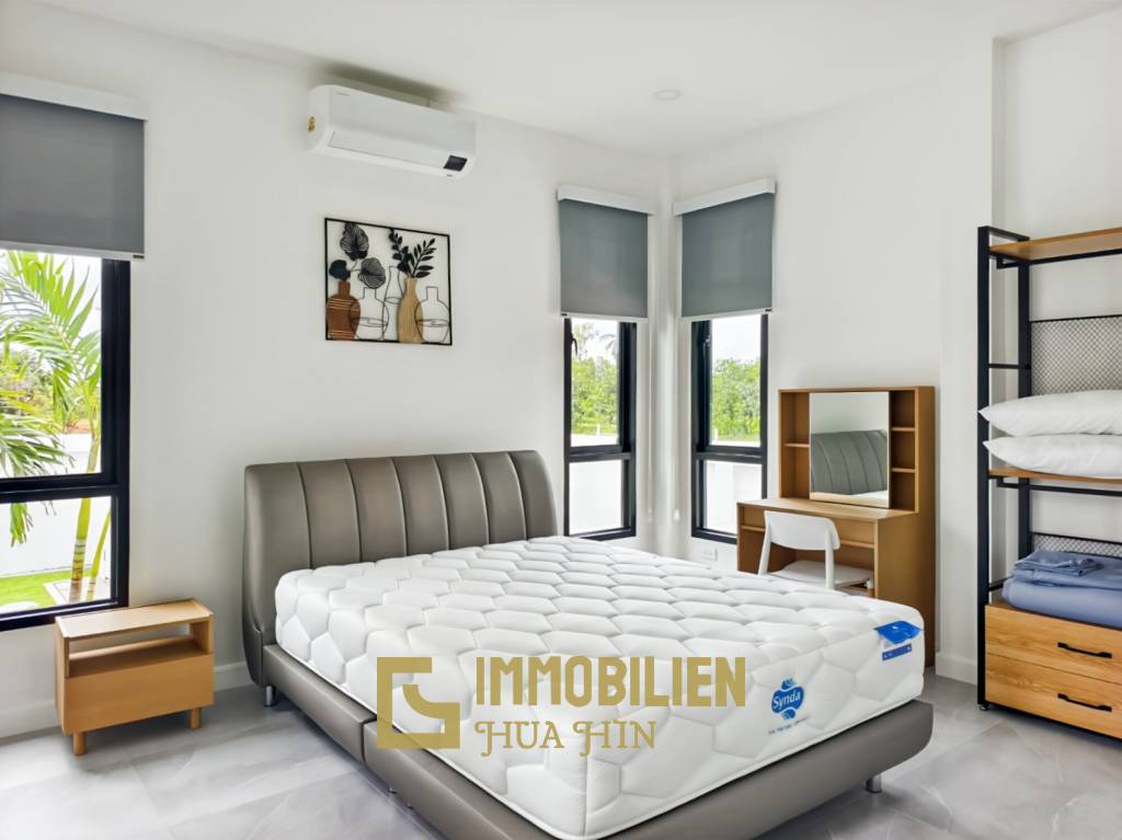 604 qm Grundstück / 4 Schlafzimmer / komplett möbliert