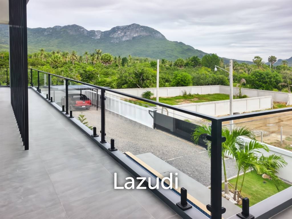 Modern 4-Bedroom Villa with Scenic Mountain Views in Sam Roi Yot