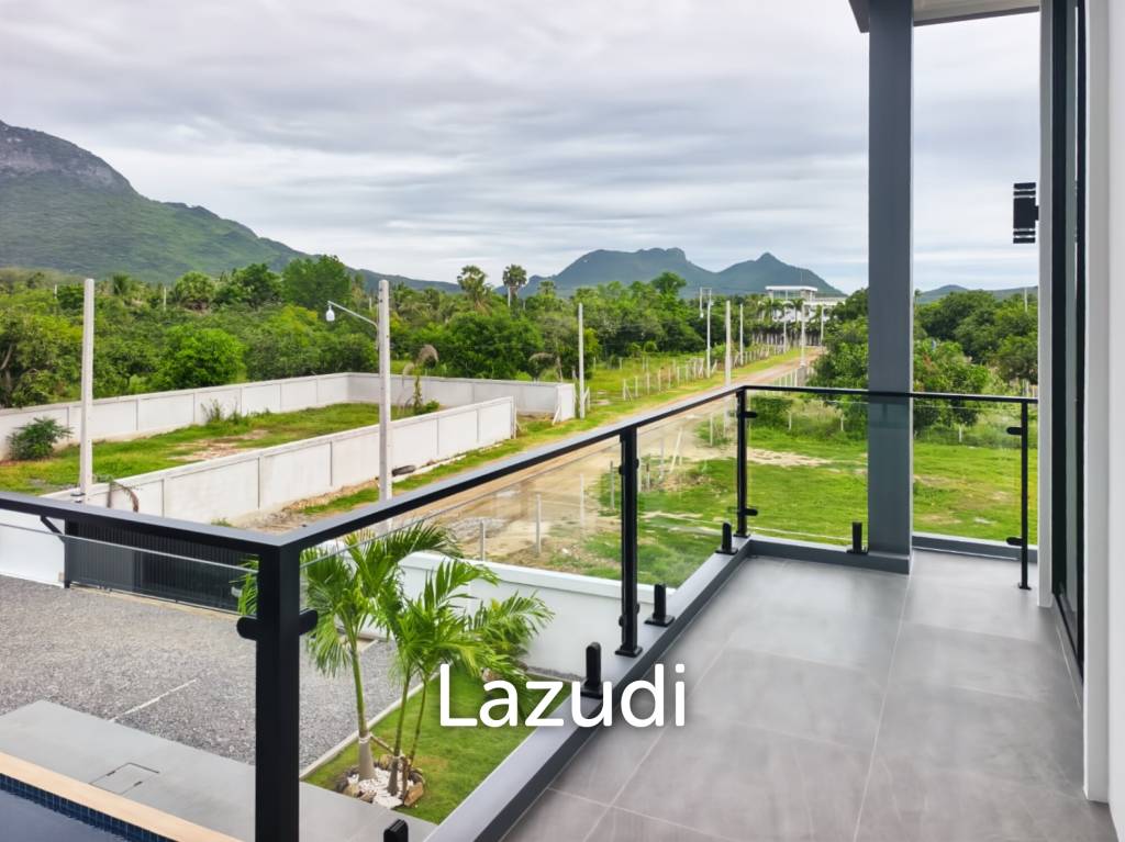Modern 4-Bedroom Villa with Scenic Mountain Views in Sam Roi Yot