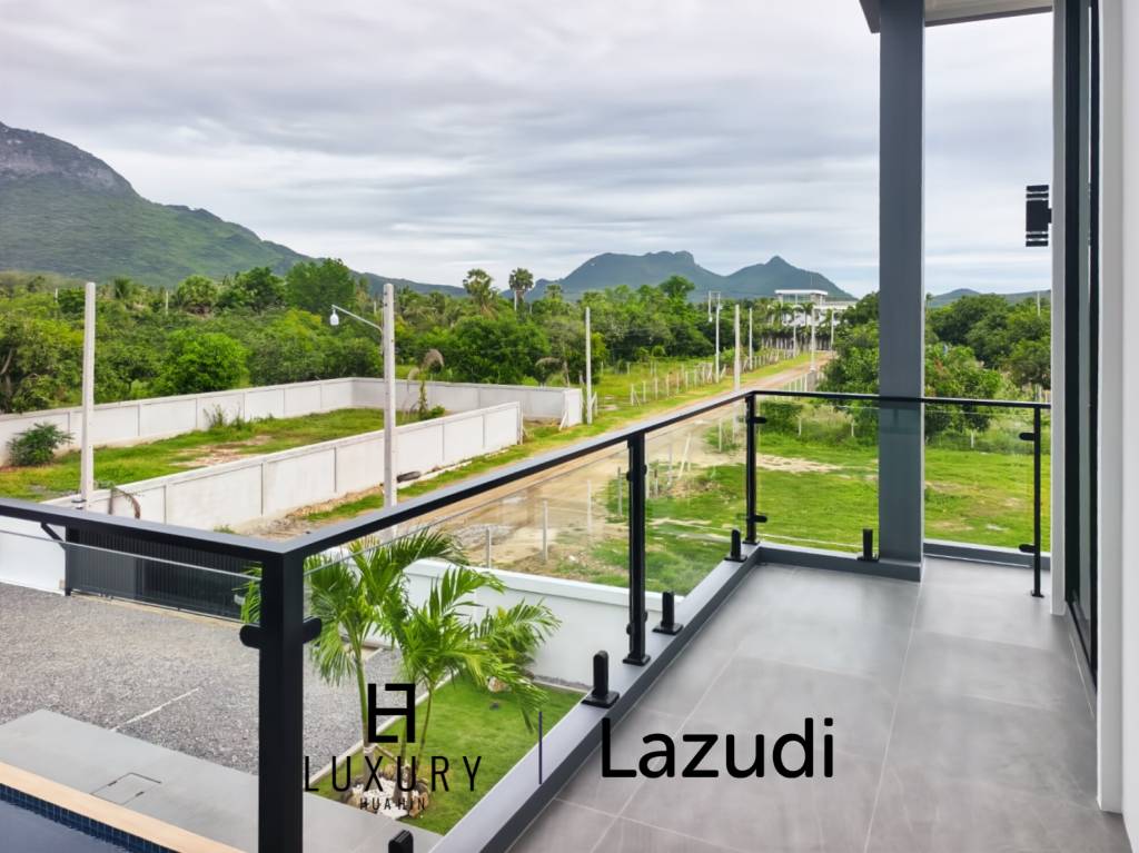 Modern 4-Bedroom Villa with Scenic Mountain Views in Sam Roi Yot