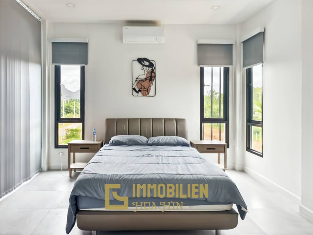 604 qm Grundstück / 4 Schlafzimmer / komplett möbliert