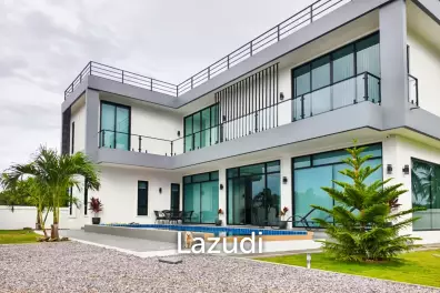 Modern 4-Bedroom Villa with Scenic Mountain Views in Sam Roi Yot