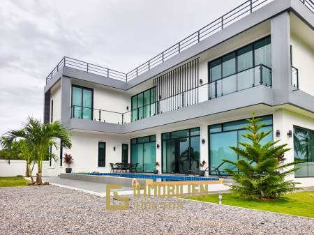 604 qm Grundstück / 4 Schlafzimmer / komplett möbliert