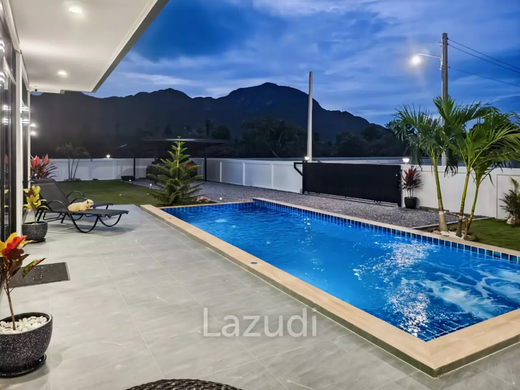 Modern 4-Bedroom Villa with Scenic Mountain Views in Sam Roi Yot