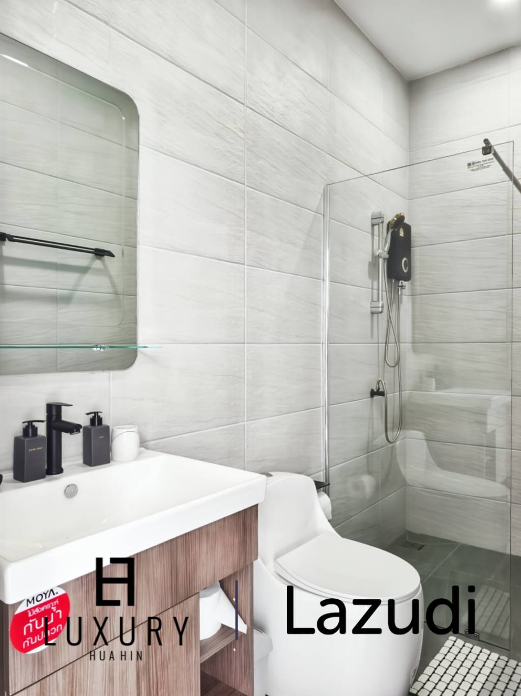 Modern 4-Bedroom Villa with Scenic Mountain Views in Sam Roi Yot