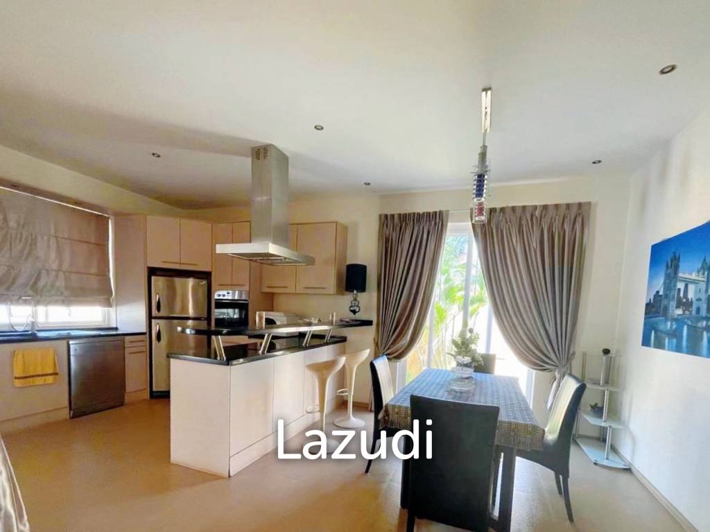 8 Bedrooms 9 Bathrooms 780 SQ.M. Luxurious Tropical Villa