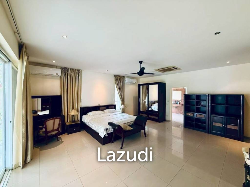 8 Bedrooms 9 Bathrooms 780 SQ.M. Luxurious Tropical Villa