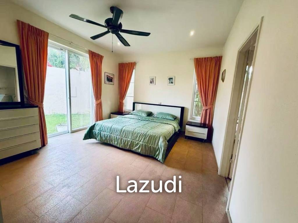 8 Bedrooms 9 Bathrooms 780 SQ.M. Luxurious Tropical Villa