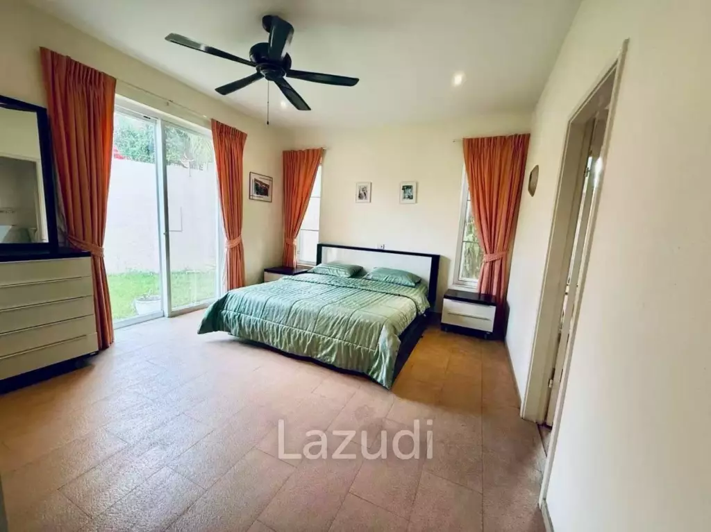 8 Bedrooms 9 Bathrooms 780 SQ.M. Luxurious Tropical Villa