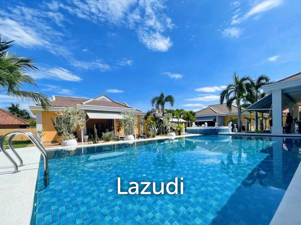 8 Bedrooms 9 Bathrooms 780 SQ.M. Luxurious Tropical Villa